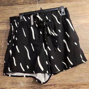 LOFT Black and White Women's Shorts